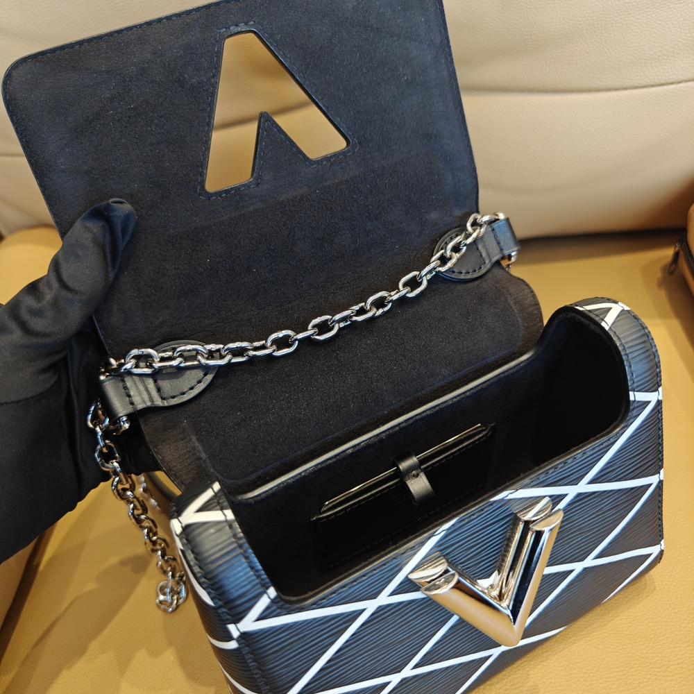 Louis Vuitton Black/White Malletage Leather Twist PM Shoulder Bag - Picture 7 of 12